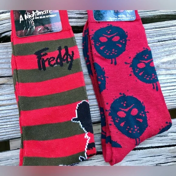 2/$10 Mens Halloween Movie Socks Nightmare Elm Street Friday The 13th Characters - Picture 2 of 4